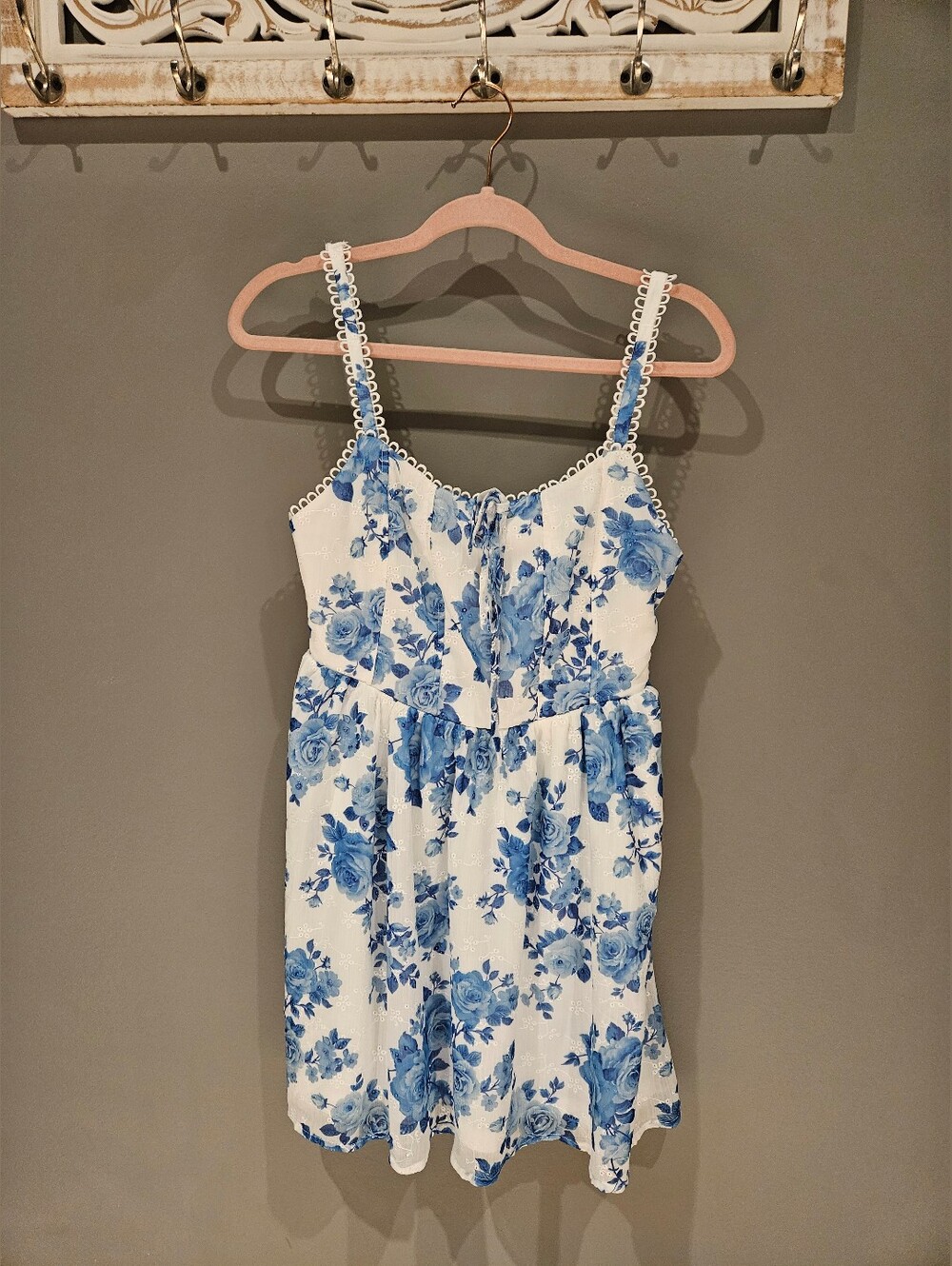 ALTR'D STATE White Sundress with Blue Rose Print MEDIUM